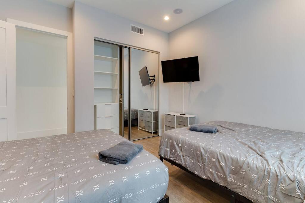 Modern 4 Bedroom With Rooftop Deck #1 Villa *