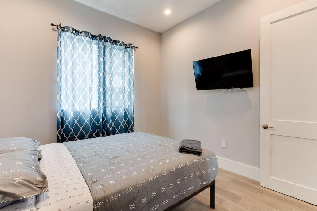 Villa Modern 4 Bedroom With Rooftop Deck #1